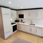 Feriehus Cascades, 3 Bedroom With Shared Pool.