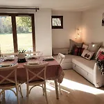 Cascades, 3 Bedroom With Shared Pool. * Samoëns