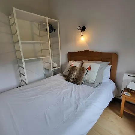 Cascades, 3 Bedroom With Shared Pool.